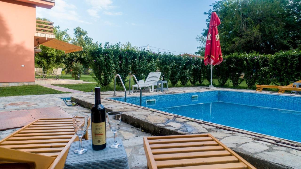Vila Andrea Danilovgrad Exteriör bild